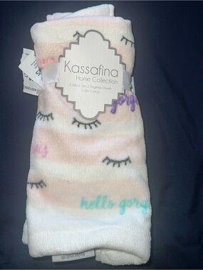 Kassafina Set Of  2 Fingertip Striped Pastel Eyelashes Hello Gorgeous Towels